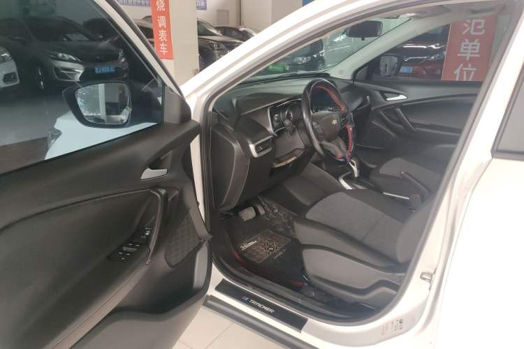 Used Chevrolet Trax 2019 325T Automatic Sport Edition China VI Standard
