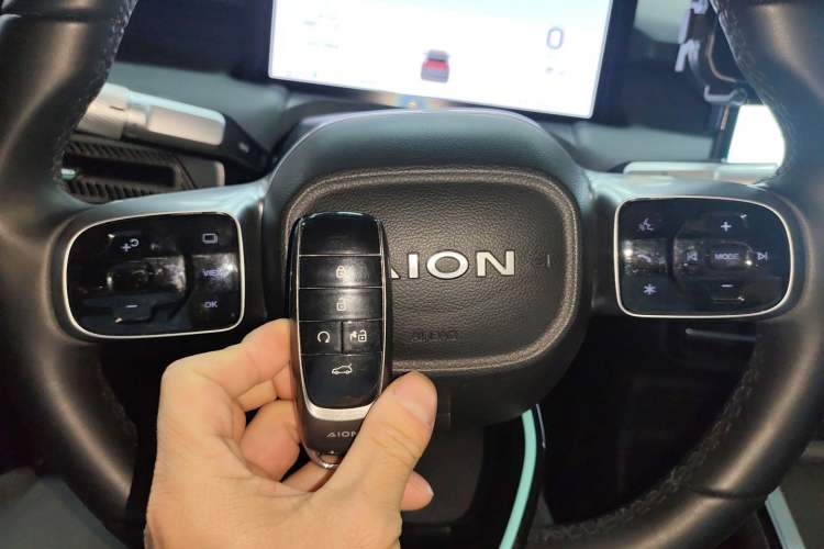 Used AION Y 2024 Younger