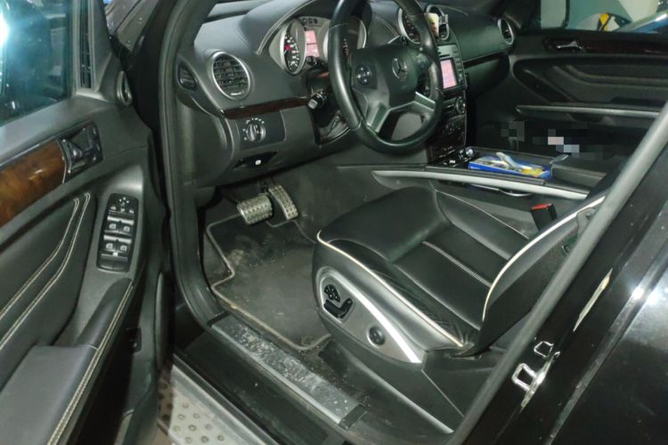 Used Mercedes-Benz M-Class 2010 ML 350 4MATIC Luxury Model Driver Seat