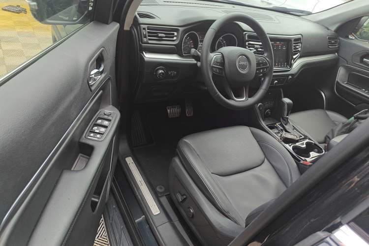 Used Jeep Grand Commander 2020 2.0T Four-Wheel Drive Elite Enhanced Edition
