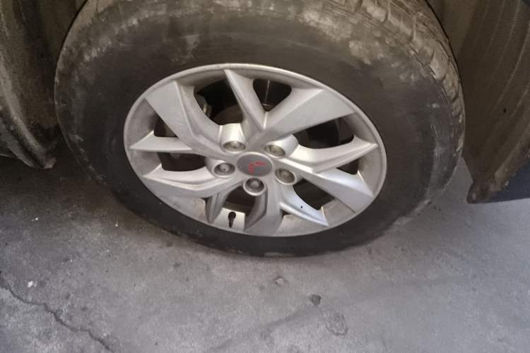 Used Wuling Hongguang S3 2018 1.5L Manual Comfort Model China V Standard