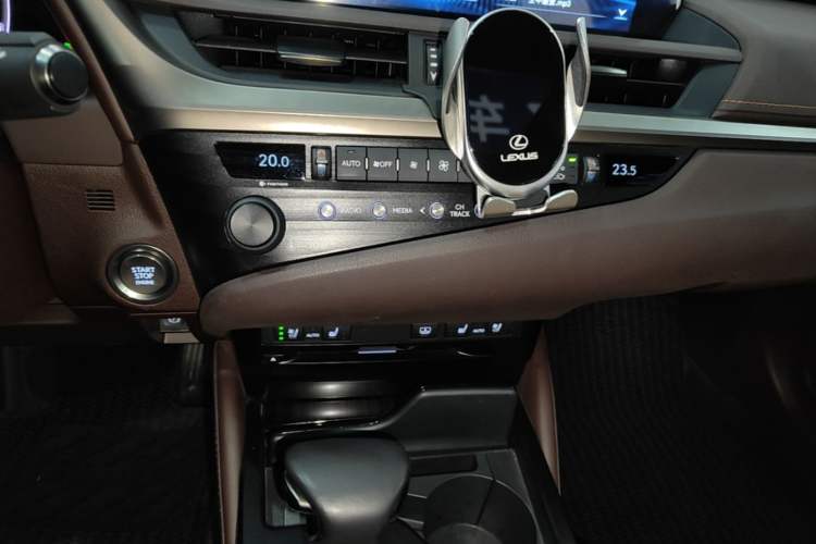 Used Lexus ES 2020 200 Luxury Edition
