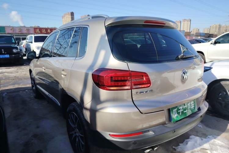 Used Volkswagen Tiguan L 2015 1.8TSI Automatic All-Wheel-Drive Luxury Model