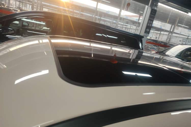 Used ORA Good Cat 2023 401 km Standard Range Prestige Version Lithium Iron Phosphate