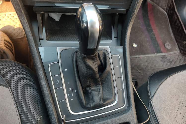 Used Volkswagen Golf 2019 280TSI DSG Comfort Version China VI Standard