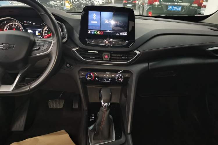 Used Chevrolet Orlando 2020 Light Hybrid Redline 530T Automatic Enjoyment Edition (5+2 Models)