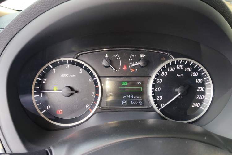 Used Nissan Sylphy 2019 1.6XV CVT Smart Connect Luxury Edition China VI Standard