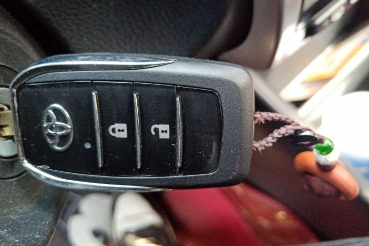 Used Toyota YARiS L Zhi Xuan 2016 Revised 1.5E CVT Charming Edition