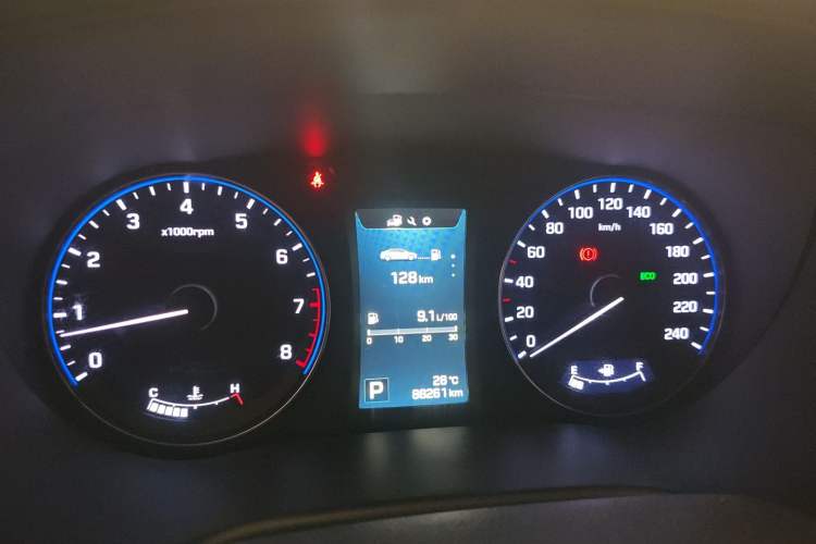 Used Hyundai Mistra 2014 1.8L Automatic Deluxe DLX Model Instrument Cluster