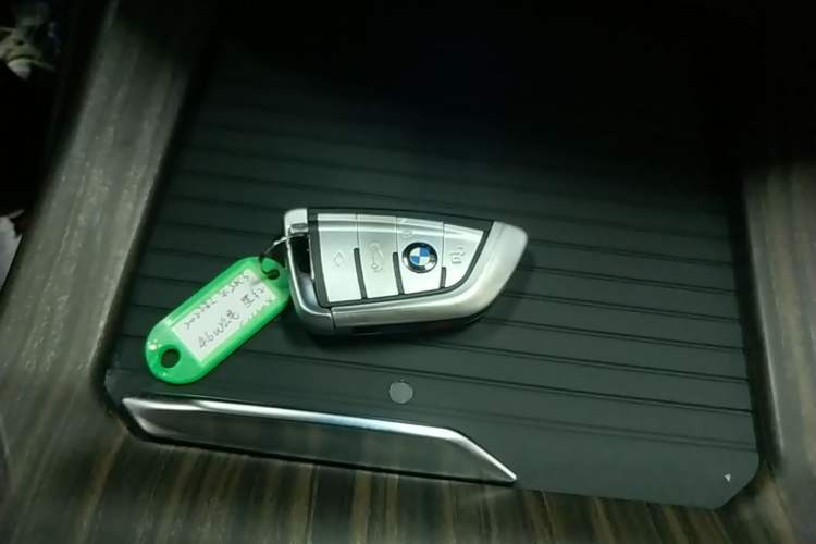 Used BMW iX3 2022 Updated Leading Version
