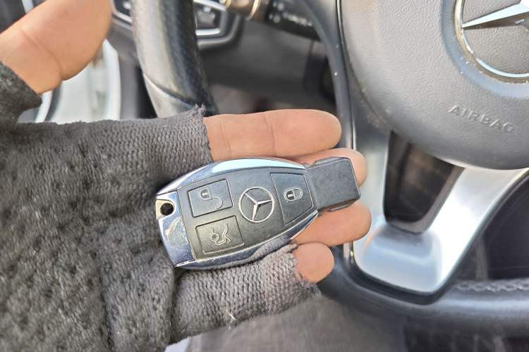 Used Mercedes-Benz C-Class 2018 C 200 L Sport Edition Vehicle Key