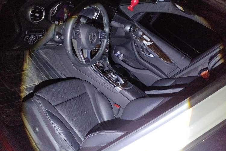 Used Mercedes-Benz GLC 2017 GLC 260 4MATIC Dynamic Edition
