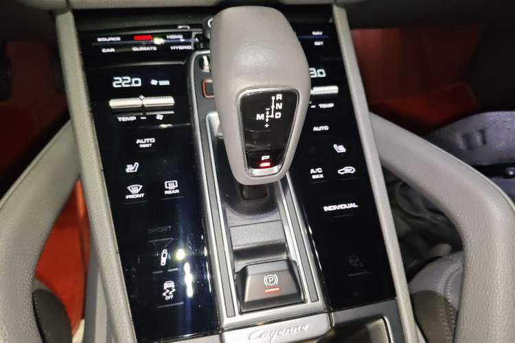 Used Porsche Cayenne E-Hybrid 2021 Cayenne E-Hybrid 2.0T