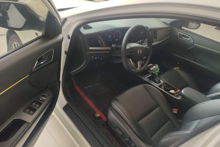 Used Hyundai Mistra 2019 1.8L Automatic Smart GLS Commemorative Model China VI Standard