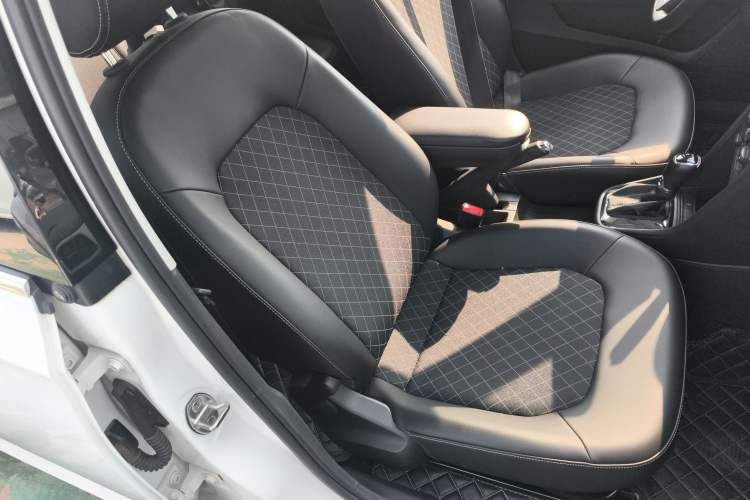 Used Skoda Rapid 2019 1.5L Automatic Comfort Edition China VI Standard