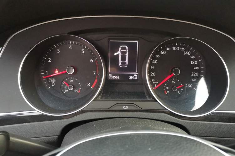 Used Volkswagen Magotan 2017 380TSI DSG Luxury Model Instrument Cluster