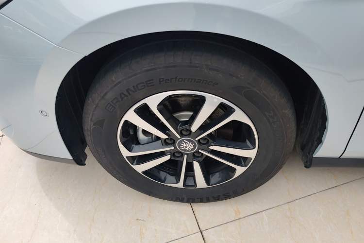 Used BYD Qin PLUS 2025 DM-i Smart Drive 120KM Superior Model
