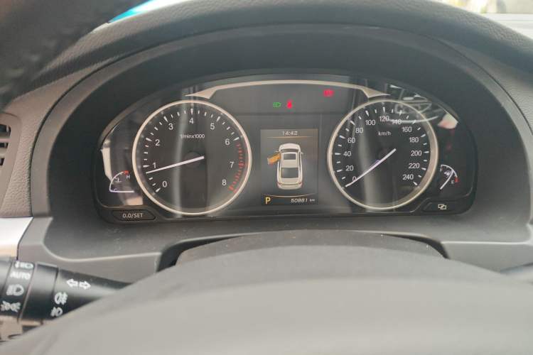 Used Geely Auto Emgrand GT 2015 2.4L Comfort Model
