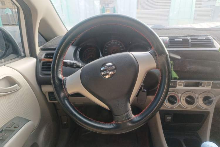 Used Everus S1 2014 1.3L Manual Comfort Edition