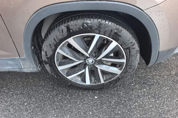Used Skoda Kamiq 2018 1.5L Automatic Comfort Edition China V Standard Right Front Wheel Hub