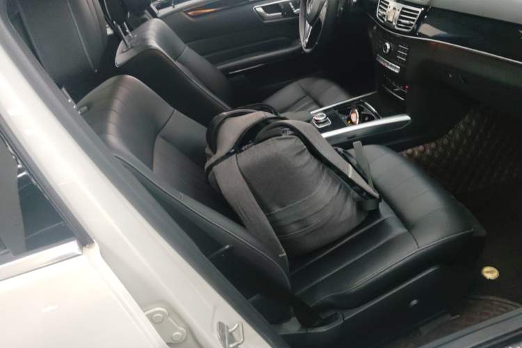 Used Mercedes-Benz E-Class 2015 Facelift E 200 L Sport Edition
