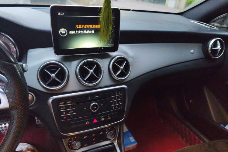 Used Mercedes-Benz CLA 2015 CLA 220 4MATIC
