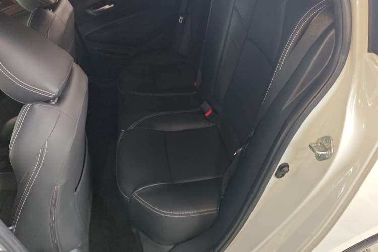 Used Toyota Levin 2019 185T CVT Luxury Edition China VI Standard Left Rear Seat