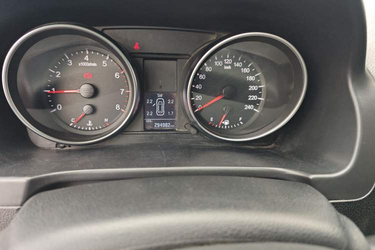 Used Haval H6 2016 Upgraded Model 1.5T Manual Two-Wheel Drive Elite Version