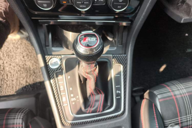 Used Volkswagen Golf GTI 2018 2.0 TSI GTI Gear Lever