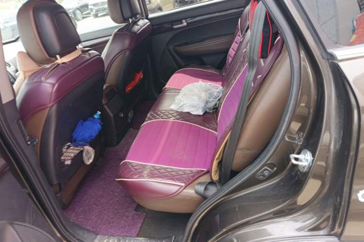 Used Kia Sorento 2012 2.4L Gasoline Supreme Edition