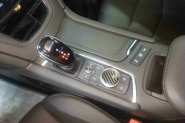 Used Cadillac XT5 2022 2.0T Four-Wheel Drive Premium Edition
