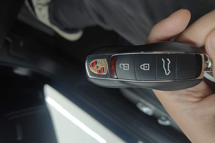 Used Porsche Macan 2021 Macan 2.0T
