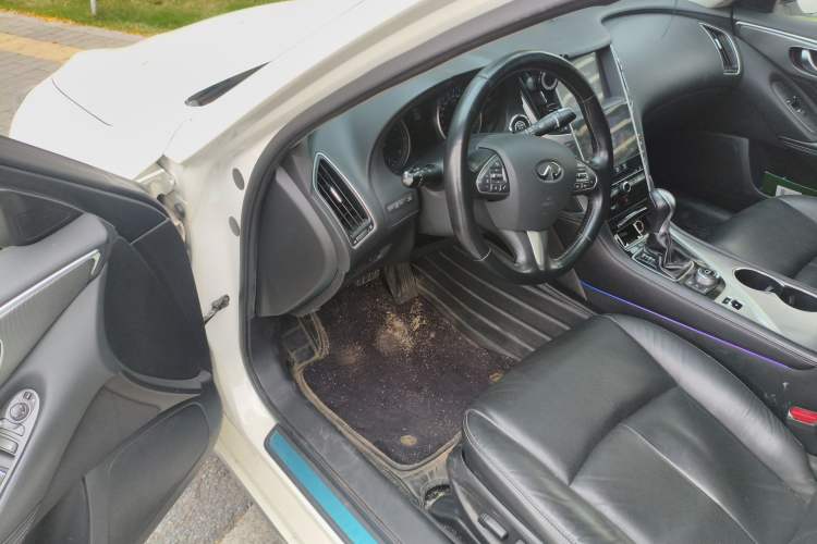 Used Infiniti Q50L 2015 2.0T Enjoyment Edition Driver Seat