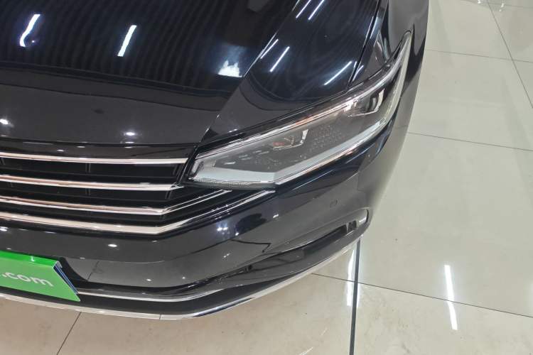 Used Volkswagen Magotan 2020 330TSI DSG Leading Model Left Front Headlight