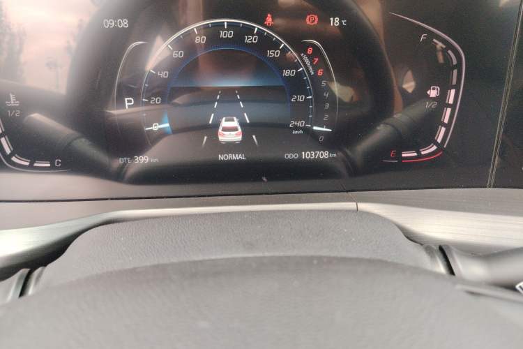 Used CHANGAN CS75 PLUS 2020 1.5T Automatic Luxury Version Odometer Close Up