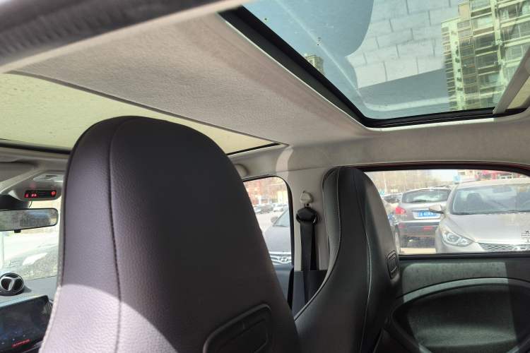 Used smart forfour 2016 0.9T 66 kW Pioneer Edition