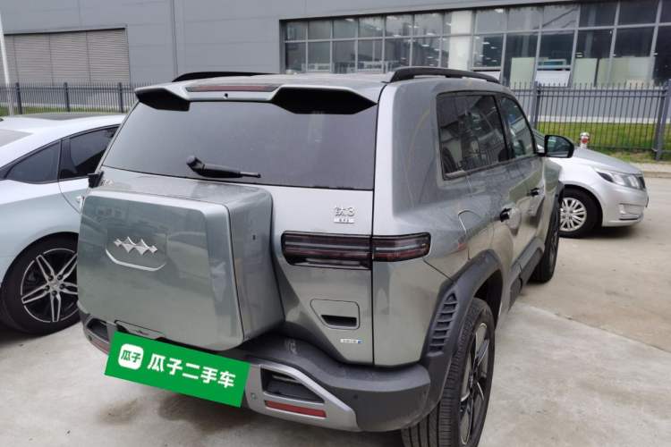 Used Formula Leopard Titanium 3 2025 501KM All-Wheel Drive Intelligent Driving Ultra Version
