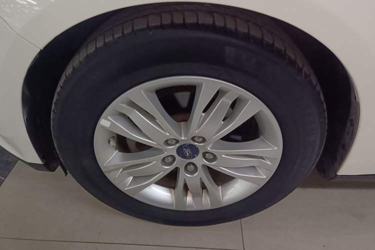 Used Ford Focus 2012 Sedan 1.6L Automatic Comfort Model