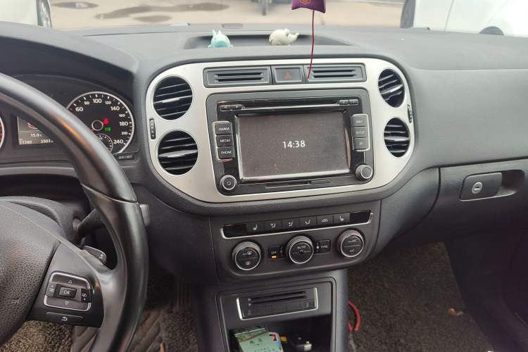 Used Volkswagen Tiguan 2015 1.8TSI Automatic Two-Wheel Drive Luxury Model
