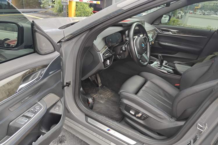 Used BMW 6 Series GT 2021 Restyled 630i M Sport Package Driver Seat