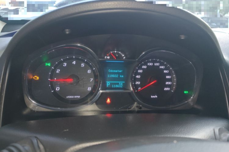 Used Chevrolet Captiva 2015 2.4L 4x4 Flagship Edition 7-Seater