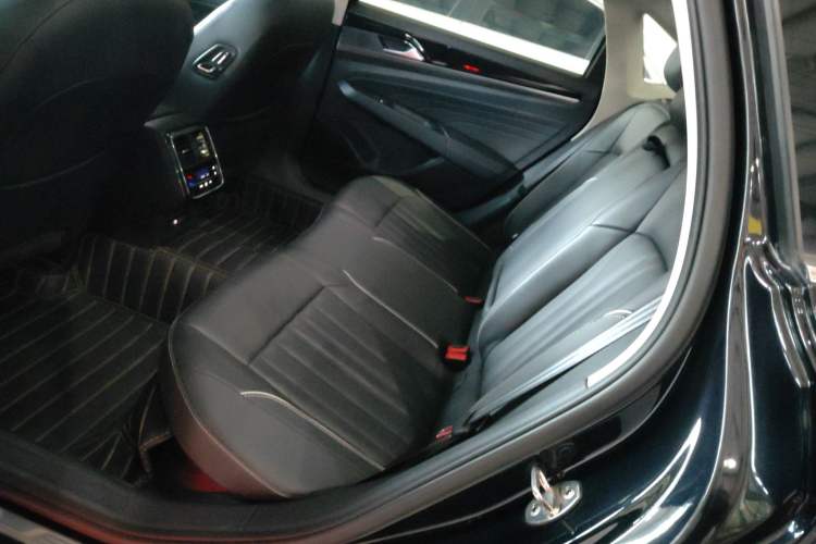 Used Volkswagen Passat 2022 330TSI Starry Elite Edition