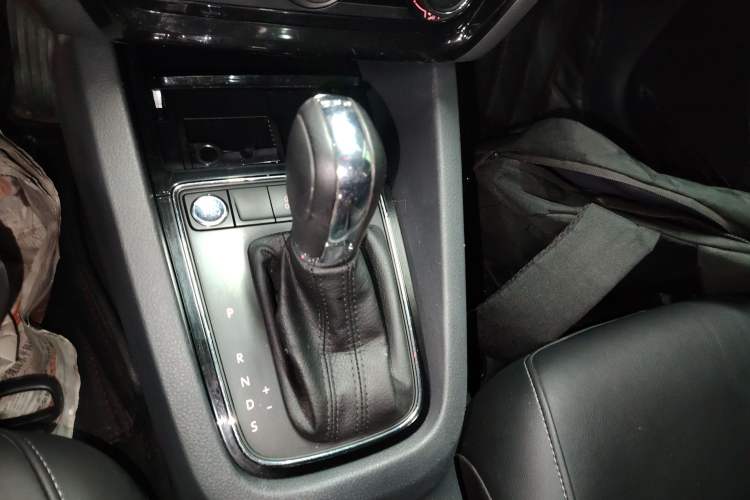 Used Volkswagen Sagitar 2017 180TSI Automatic Luxury Edition