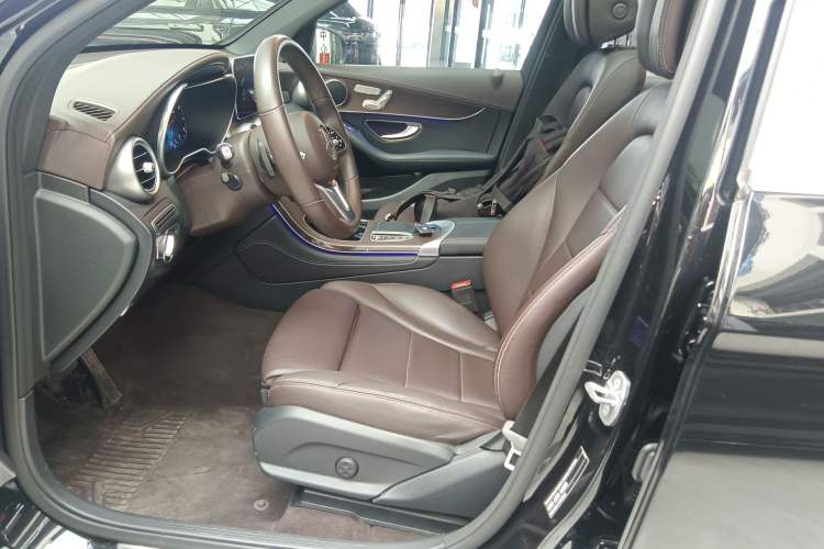 Used Mercedes-Benz GLC 2021 GLC 260 L 4MATIC Luxury Model Left Front Seat