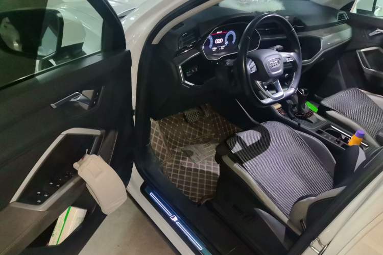 Used Audi Q3 2020 35 TFSI Fashion Dynamic Model