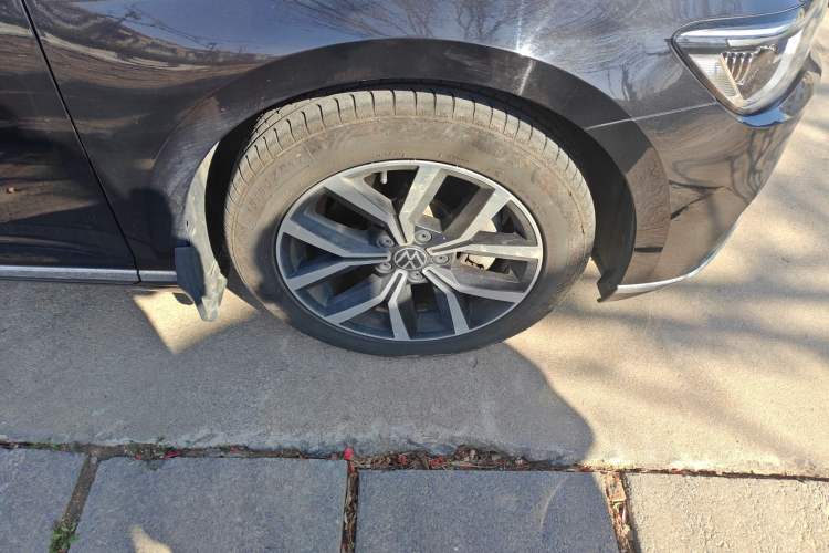 Used Volkswagen Magotan 2020 330TSI DSG Leading Model
