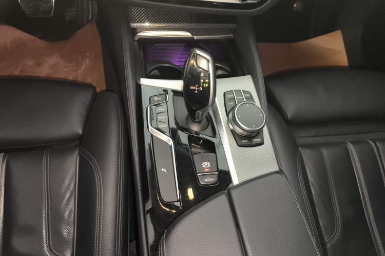 Used BMW 5 Series 2020 530i M Sport Package
