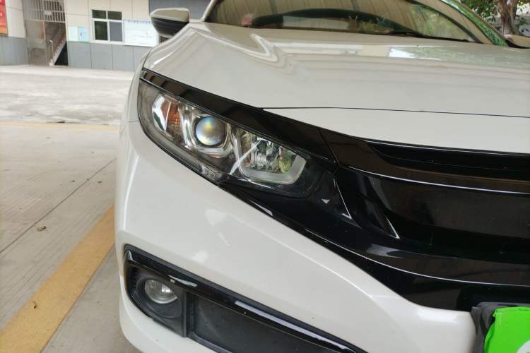 Used Honda Civic 2019 220TURBO CVT Dynamic Edition China VI Emission Standard Right Front Headlight