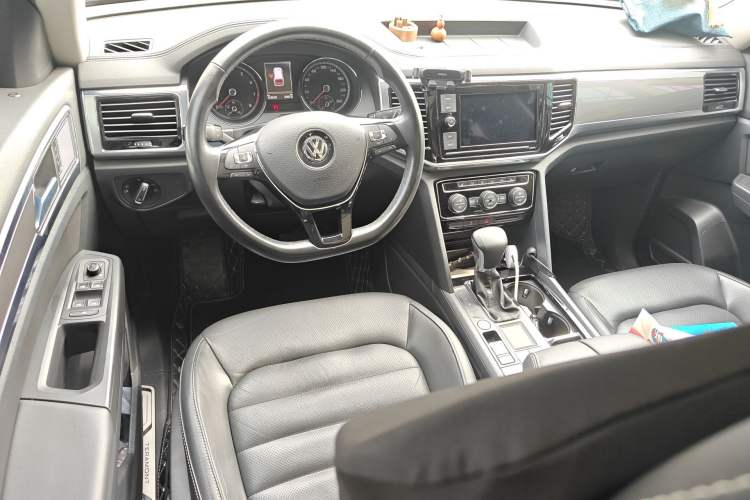 Used Volkswagen Teramont 2019 330TSI Two-Wheel-Drive Luxury Edition China V Standard
