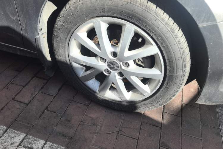 Used Volkswagen Sagitar 2012 1.4TSI Automatic Luxury Edition
